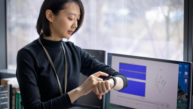 woman with AI watch