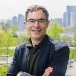 Color portrait of Ari Juels