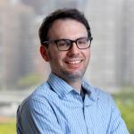 Color portrait of Noah Snavely