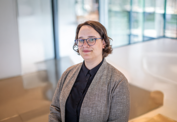 A color photo of Gili Vidan